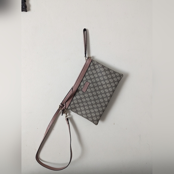 Copy - SHOULDER Bag - Picture 3 of 16